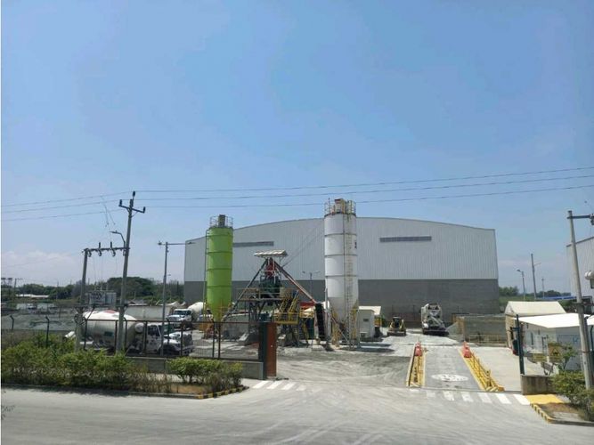 Bodega en venta en Acopi, Cali, 350 m² · foto 2 de 21