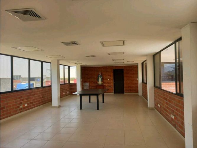 Bodega en venta en Acopi, Cali, 350 m² · foto 10 de 21
