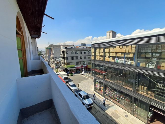 Bodega en arriendo en La Candelaria, Medellín, 204 m² · foto 3 de 16
