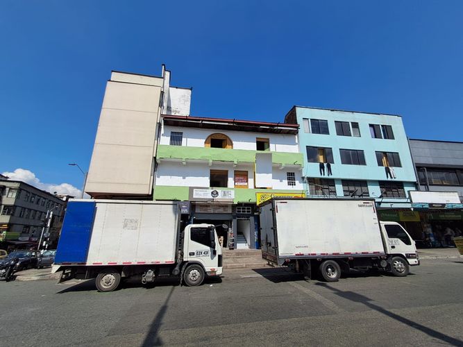 Bodega en arriendo en La Candelaria, Medellín, 204 m² · foto 8 de 16