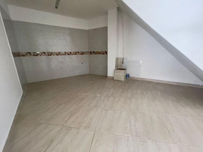 Bodega en arriendo en Los Naranjos, Medellín, 60 m² · foto 3 de 12