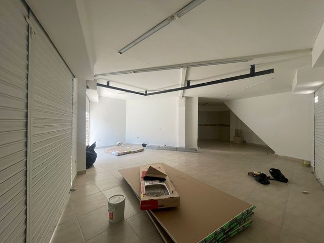 Bodega en arriendo en Los Naranjos, Medellín, 60 m² · foto 4 de 12