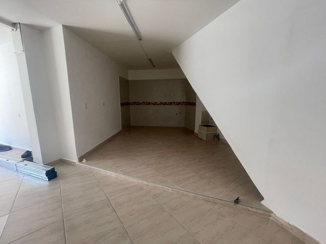Bodega en arriendo en Los Naranjos, Medellín, 60 m² · foto 10 de 12