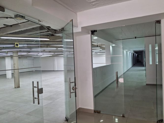 Local en arriendo en Vía Las Palmas, Medellín, 796 m² · foto 2 de 8