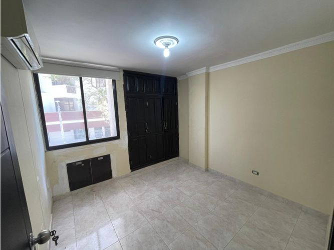 Apartamento de 3 alcobas en arriendo en Rodadero, Santa Marta, 113 m² · foto 8 de 17