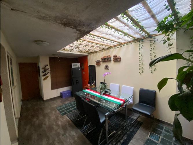 Casa de 8 alcobas en venta en San Isidro, Zipaquirá, 115 m² · foto 3 de 24