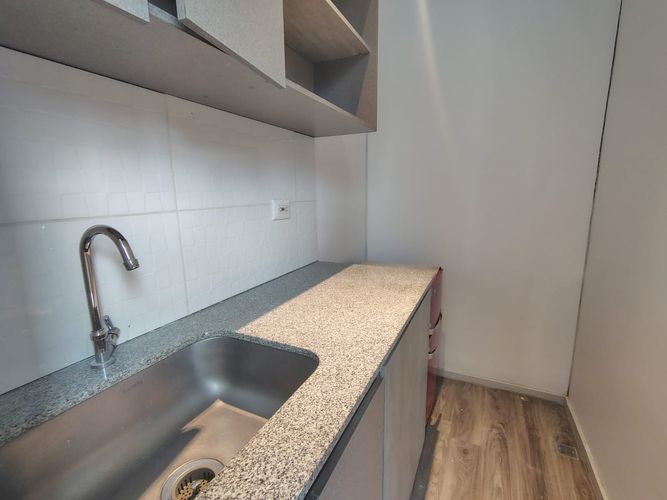 Oficina en arriendo en El Poblado, Medellín, 110 m² · foto 2 de 12