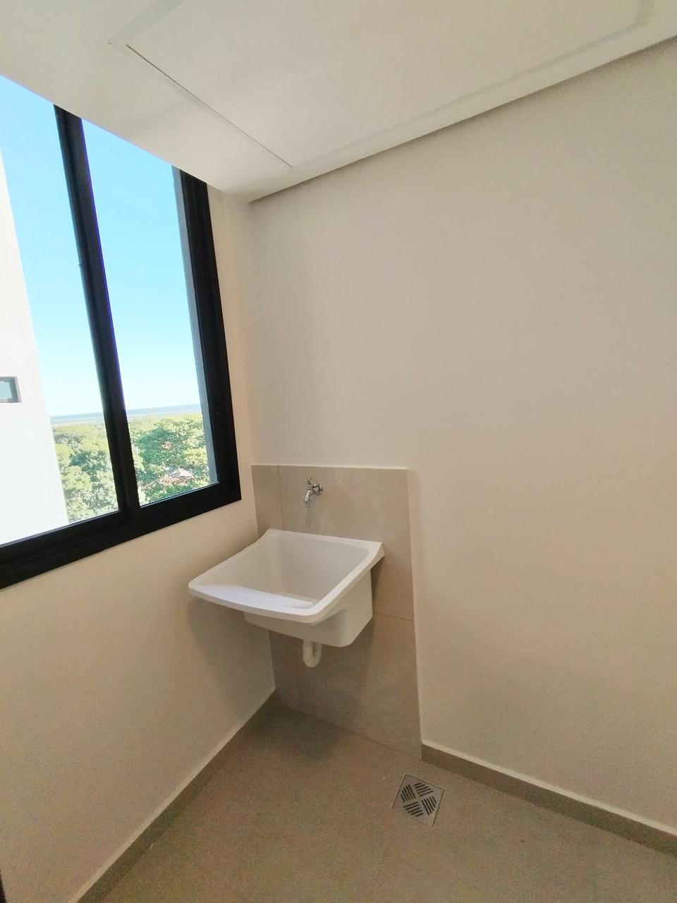 En Alquiler Amplio Departamento de 2 Habitaciones en Barrio Sajonia A406 — foto 3