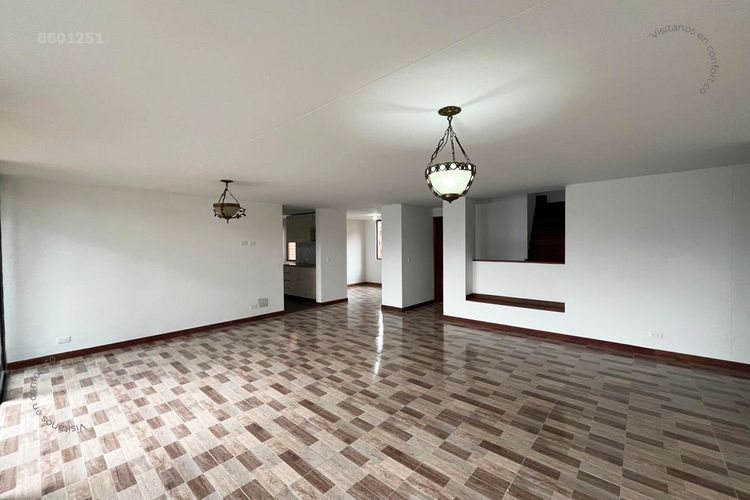 Apartamento de 3 alcobas en arriendo en Alejandria, Medellín, 170 m² · foto 2 de 24