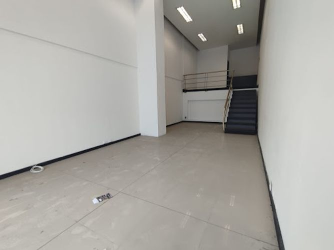 Local en arriendo en Zona Industrial La Rosa, Dosquebradas, 52 m² · foto 2 de 15