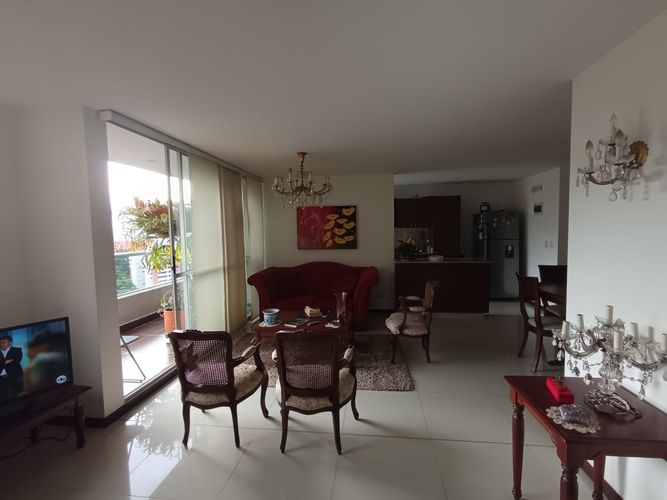 Apartamento de 2 alcobas en arriendo en Loma Del Esmeraldal, Envigado, 76 m² · foto 3 de 19