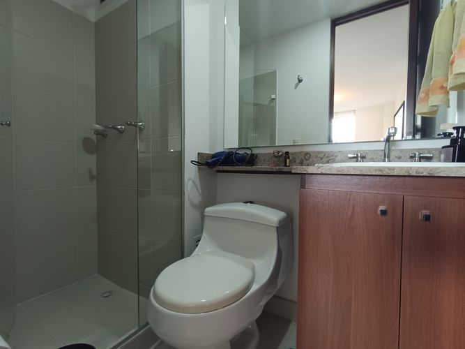 Apartamento de 2 alcobas en arriendo en Loma Del Esmeraldal, Envigado, 76 m² · foto 10 de 19