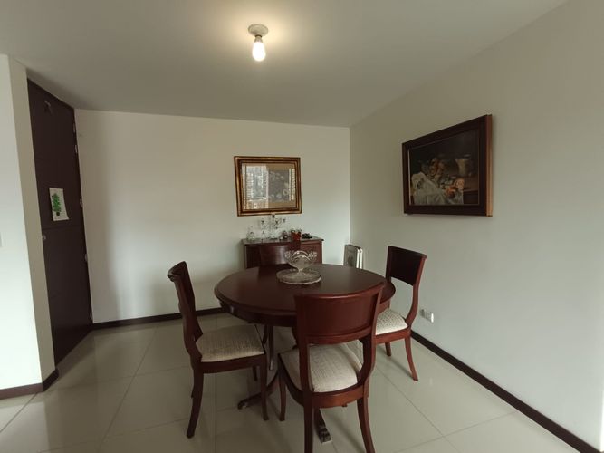 Apartamento de 2 alcobas en arriendo en Loma Del Esmeraldal, Envigado, 76 m² · foto 14 de 19