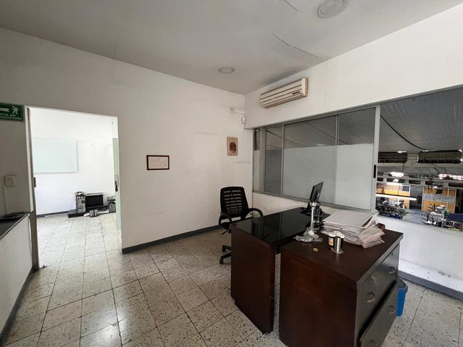 Local en arriendo en Laureles, Medellín, 53 m² · foto 18 de 20