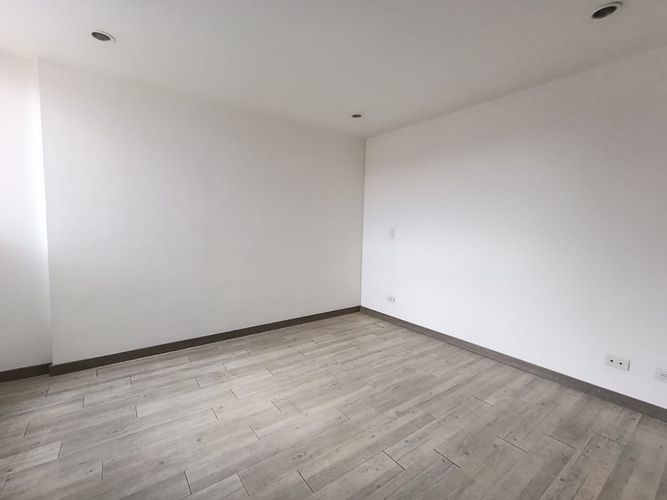 Apartamento de 3 alcobas en arriendo en Villa Carlota, Medellín, 80 m² · foto 12 de 16