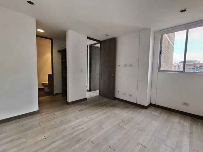 Apartamento de 3 alcobas en arriendo en Villa Carlota, Medellín, 80 m² · foto 13 de 16