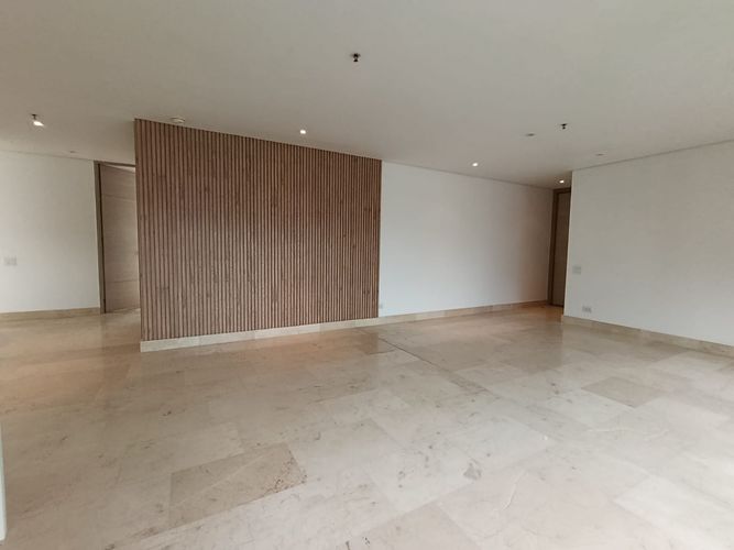 Apartamento de 3 alcobas en arriendo en La Florida, Medellín, 172 m² · foto 3 de 20