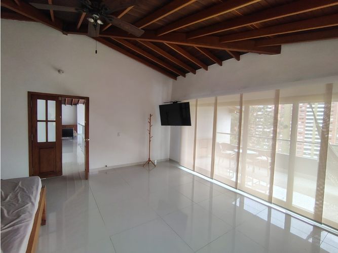 Casa de 4 alcobas en arriendo en La Mina, Envigado, 400 m² · foto 20 de 24