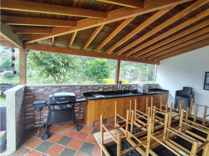 Casa de 4 alcobas en arriendo en La Mina, Envigado, 400 m² · foto 21 de 24