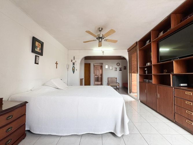 Apartamento de 5 alcobas en venta en Sotomayor, Bucaramanga, 294 m² · foto 16 de 18