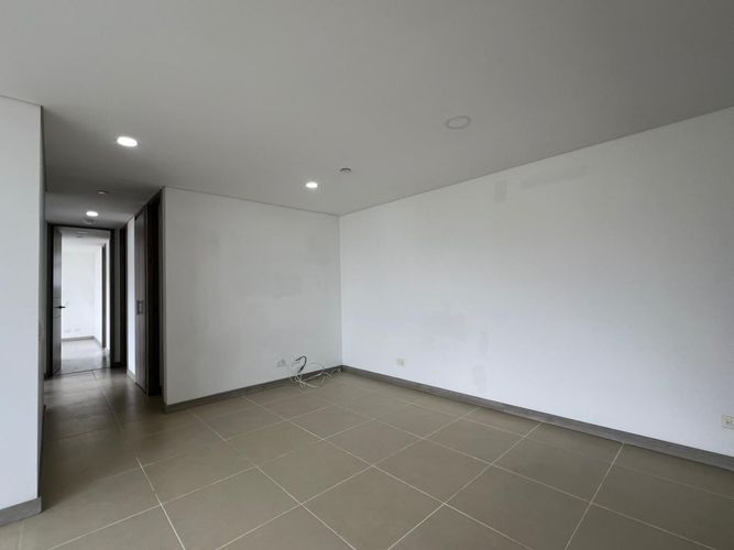 Apartamento de 3 alcobas en arriendo en Loma Benedictinos, Medellín, 100 m² · foto 6 de 17