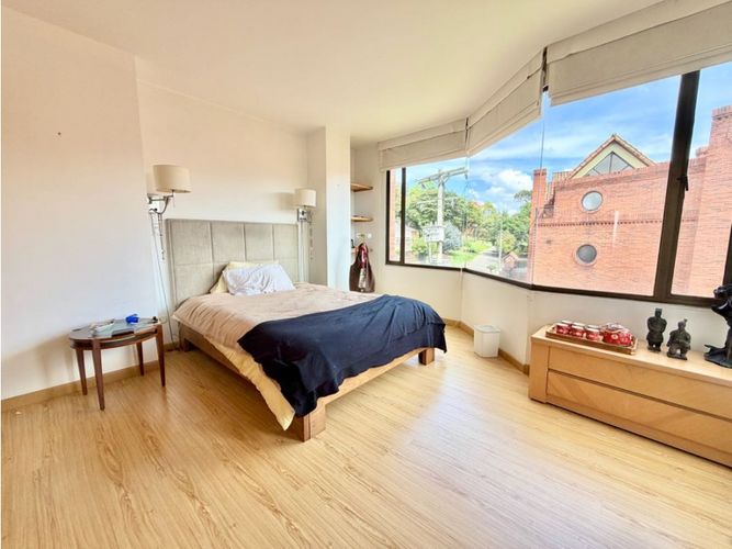 Apartamento de 4 alcobas en venta en Los Lagartos, Bogotá, 781 m² · foto 14 de 24