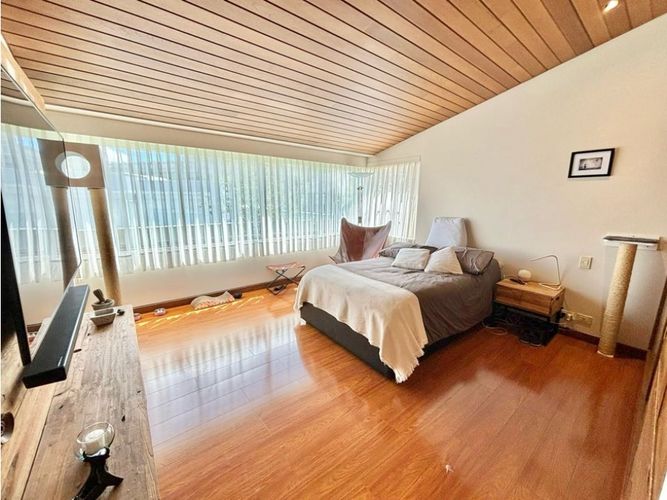 Casa de 3 alcobas en venta en Santa Ana, Bogotá, 379 m² · foto 14 de 24
