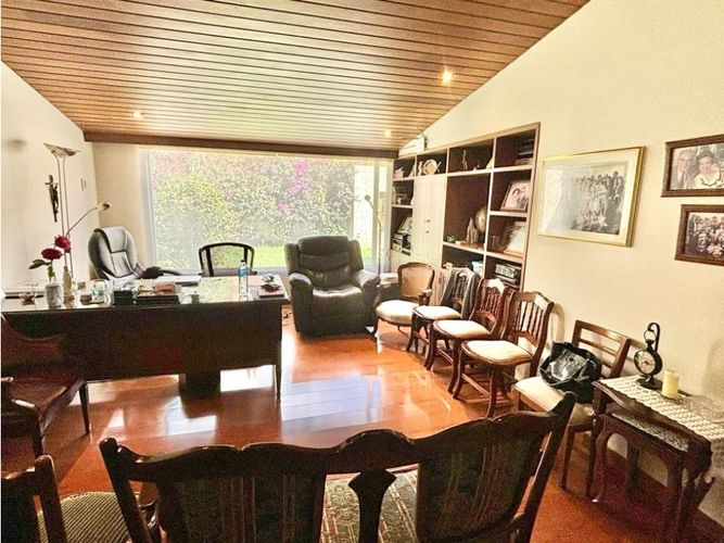 Casa de 3 alcobas en venta en Santa Ana, Bogotá, 379 m² · foto 16 de 24