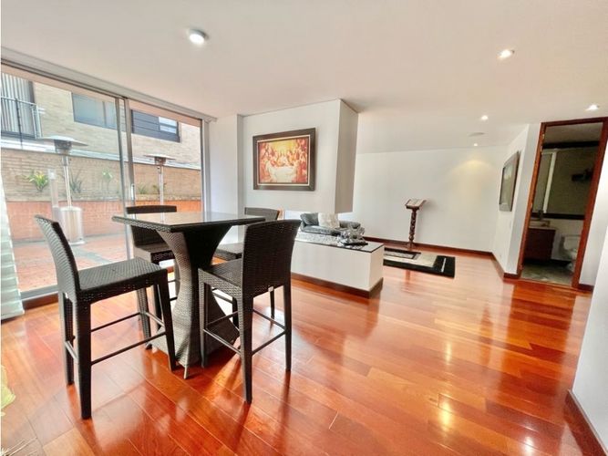 Apartamento de 3 alcobas en venta en Santa Barbara, Bogotá, 160 m² · foto 2 de 18