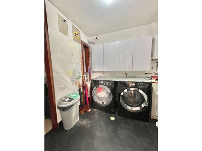 Apartamento de 3 alcobas en venta en Santa Barbara, Bogotá, 160 m² · foto 9 de 18
