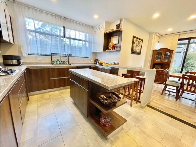 Casa de 4 alcobas en venta en La Diana, Sopó, 280 m² · foto 8 de 23