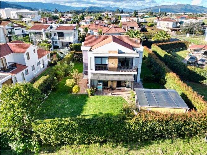 Casa de 4 alcobas en venta en La Diana, Sopó, 280 m² · foto 22 de 23