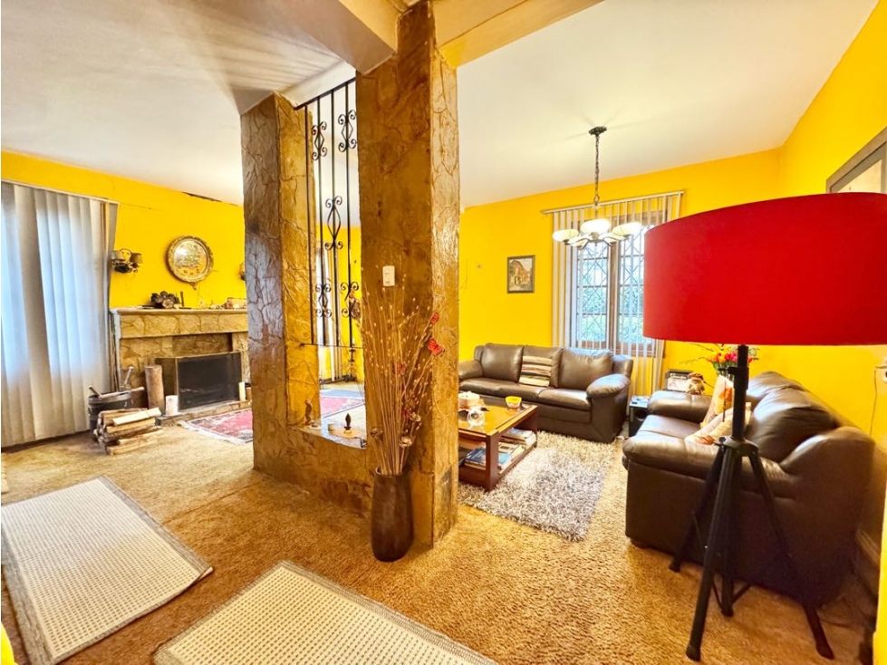 Casa en venta en Los Rosales, Bogotá · foto 9 de 24