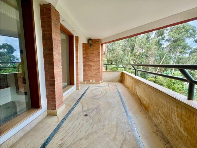Apartamento de 5 alcobas en venta en Bosque De Pinos, Bogotá, 580 m² · foto 12 de 24