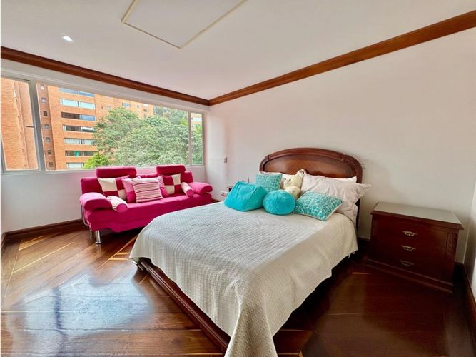 Apartamento de 5 alcobas en venta en Bosque De Pinos, Bogotá, 580 m² · foto 17 de 24