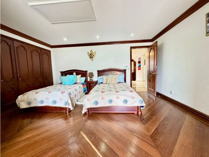 Apartamento de 5 alcobas en venta en Bosque De Pinos, Bogotá, 580 m² · foto 18 de 24