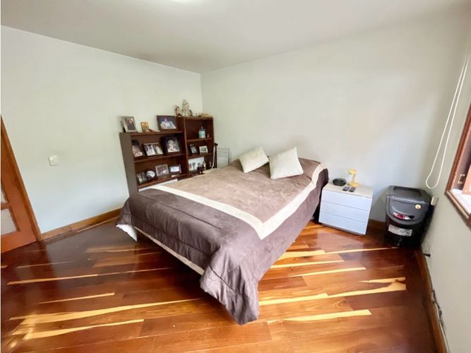 Casa de 4 alcobas en venta en Niza, Bogotá, 265 m² · foto 12 de 22