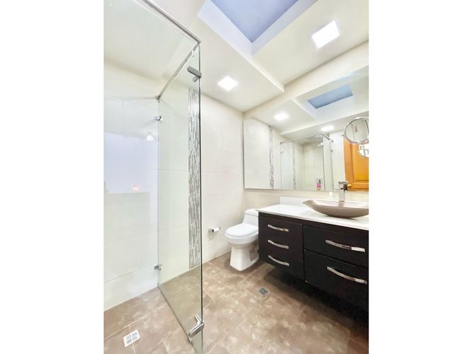 Casa de 4 alcobas en venta en Niza, Bogotá, 265 m² · foto 14 de 22