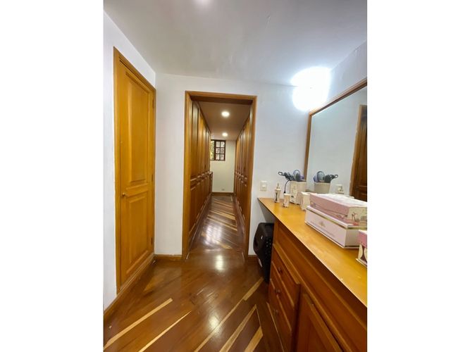 Casa de 4 alcobas en venta en Niza, Bogotá, 265 m² · foto 18 de 22