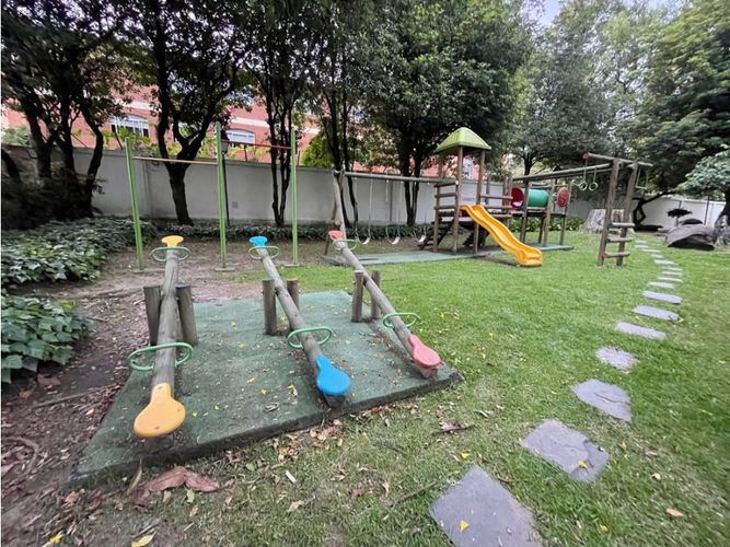 Casa de 4 alcobas en venta en Niza, Bogotá, 265 m² · foto 21 de 22
