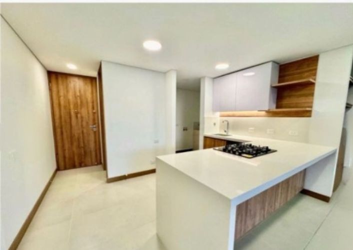 Apartamento de 3 alcobas en arriendo en Loma Del Escobero, Envigado, 100 m² · foto 17 de 19