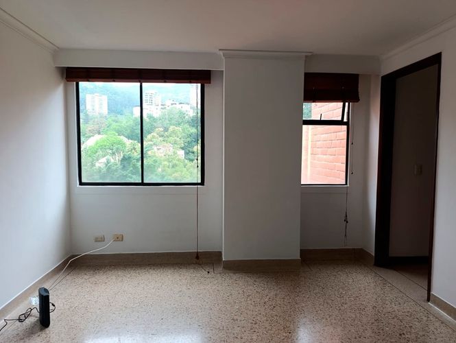 Apartamento de 3 alcobas en venta en El Poblado, Medellín, 145 m² · foto 9 de 17