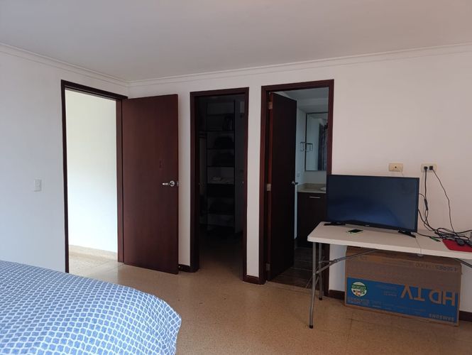 Apartamento de 3 alcobas en venta en El Poblado, Medellín, 145 m² · foto 12 de 17