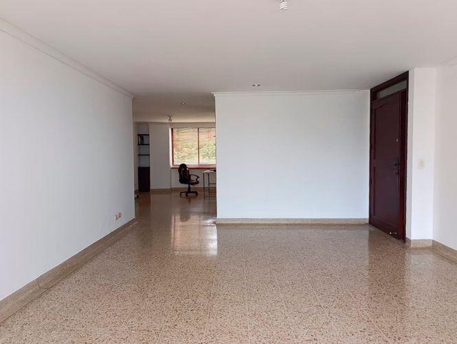 Apartamento de 3 alcobas en venta en El Poblado, Medellín, 145 m² · foto 5 de 17