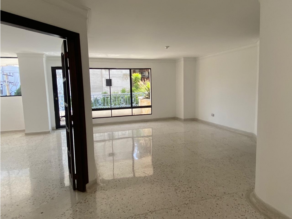 Apartamento en venta en Altos Del Prado, Barranquilla · foto 3 de 9