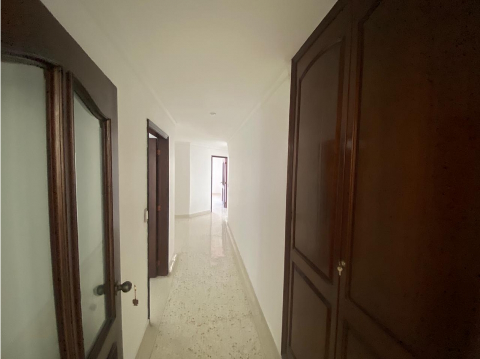 Apartamento en venta en Altos Del Prado, Barranquilla · foto 5 de 9