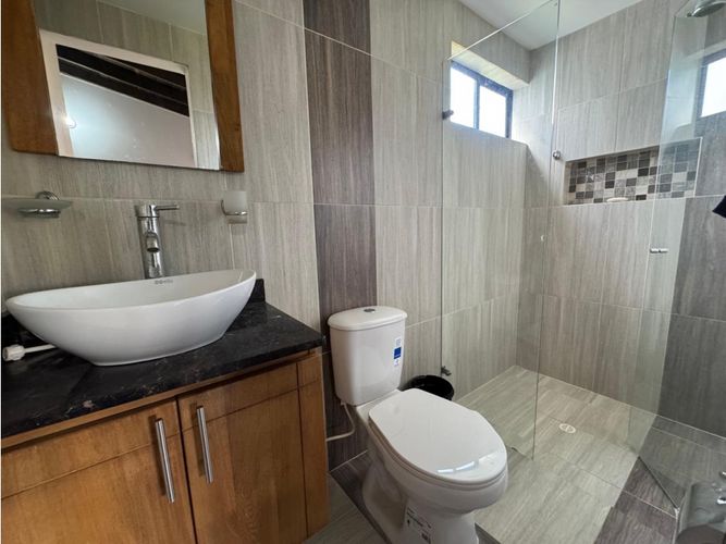Casa de 3 alcobas en venta en Mampuesto, Rionegro, 230 m² · foto 7 de 11