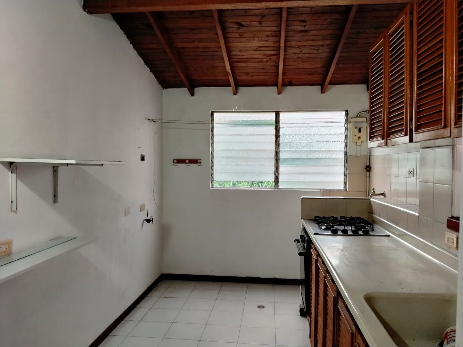 Apartamento en venta en El Poblado, Medellín · foto 5 de 18