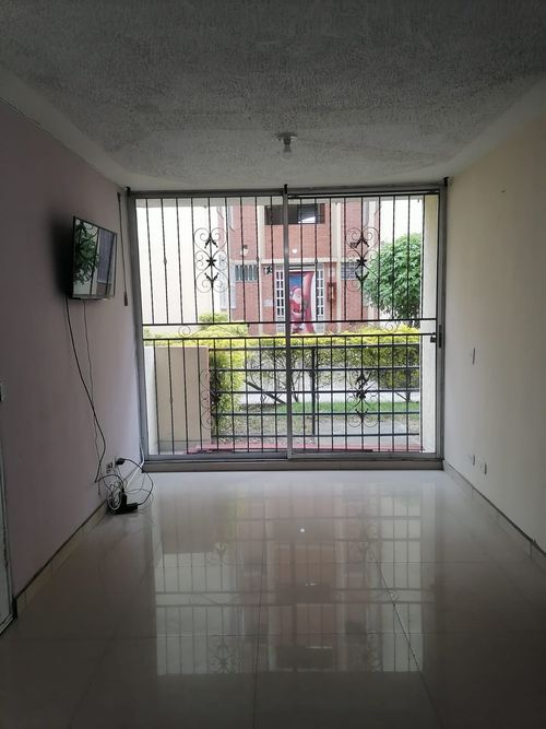 Apartamento de 3 alcobas en venta en Portal Del Nogal, Soacha, 47 m² · foto 13 de 15