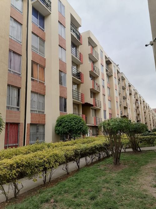 Apartamento de 3 alcobas en venta en Portal Del Nogal, Soacha, 47 m² · foto 7 de 15